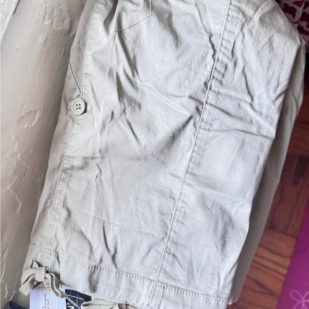 s women supply carpi  pants, cargo style and khaki, and also light under green